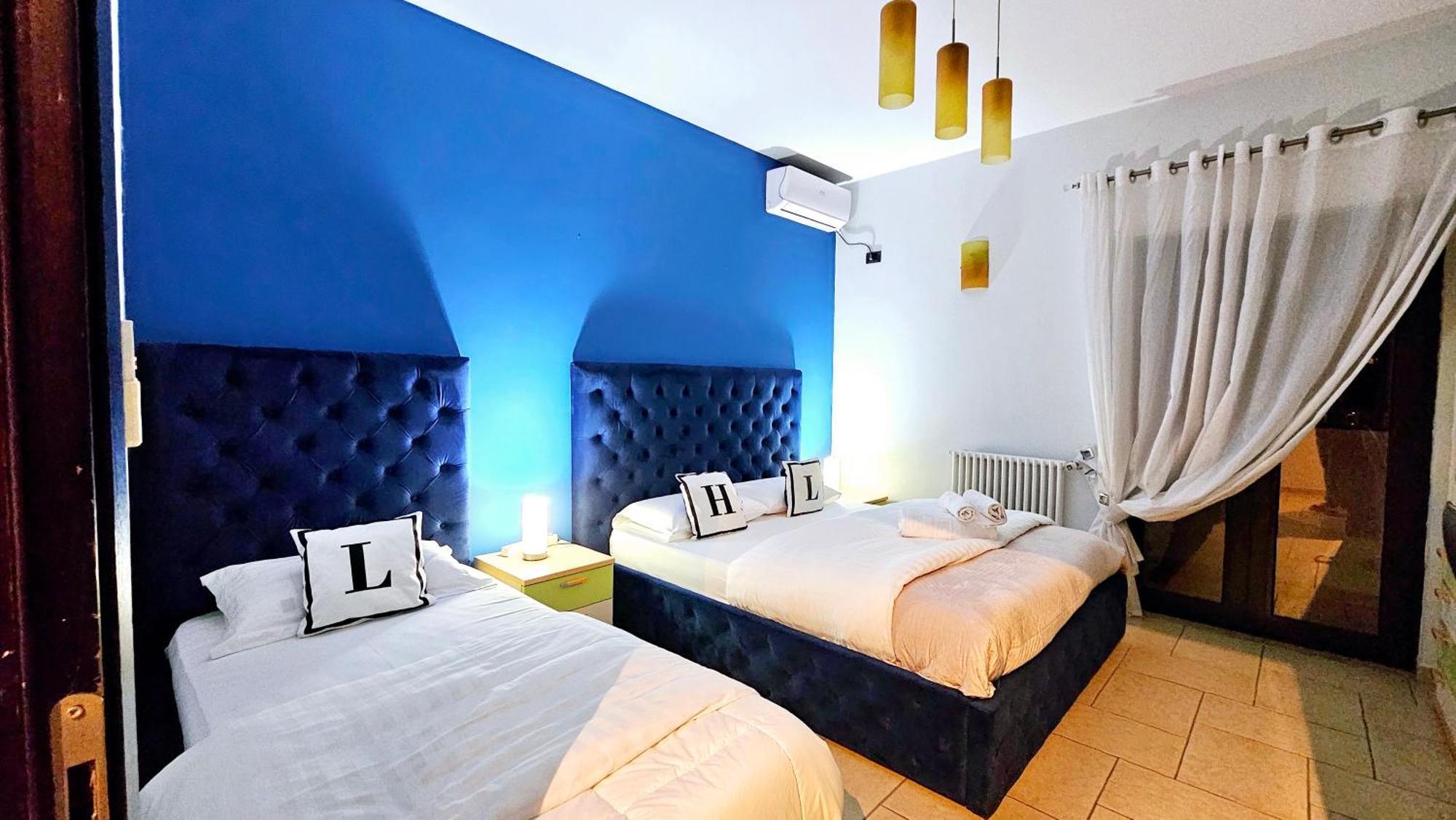 Center Apartment Easy_Luxury Tirana Bagian luar foto