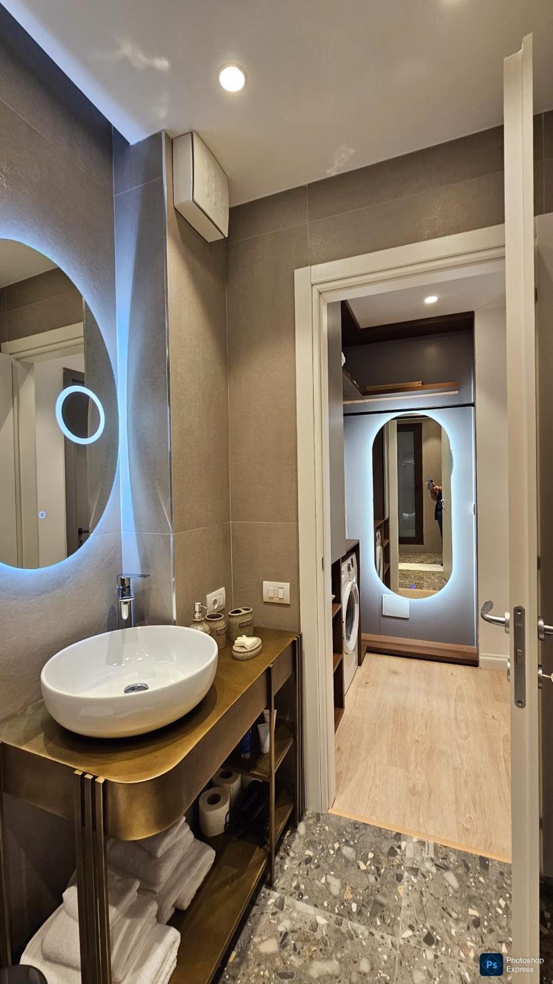 Center Apartment Easy_Luxury Tirana Bagian luar foto