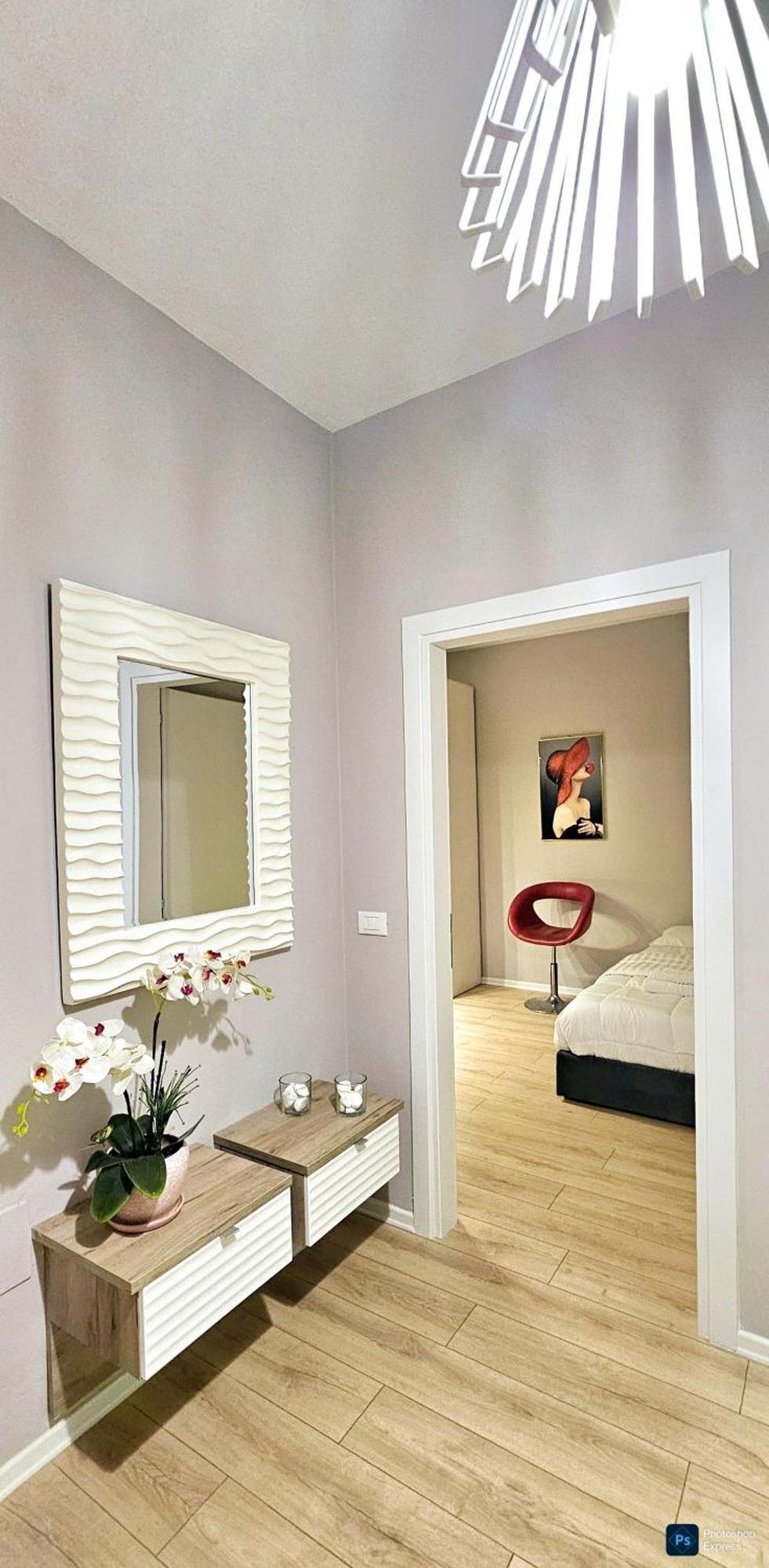 Center Apartment Easy_Luxury Tirana Bagian luar foto